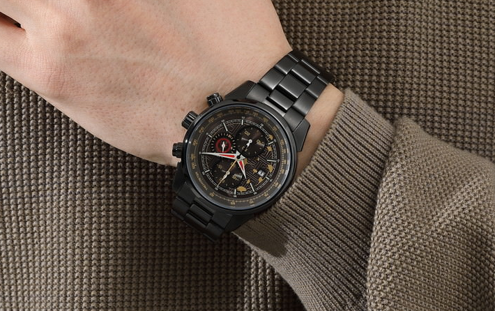 《對馬戰鬼》主題最新手錶風衣公開 精致酷炫實用