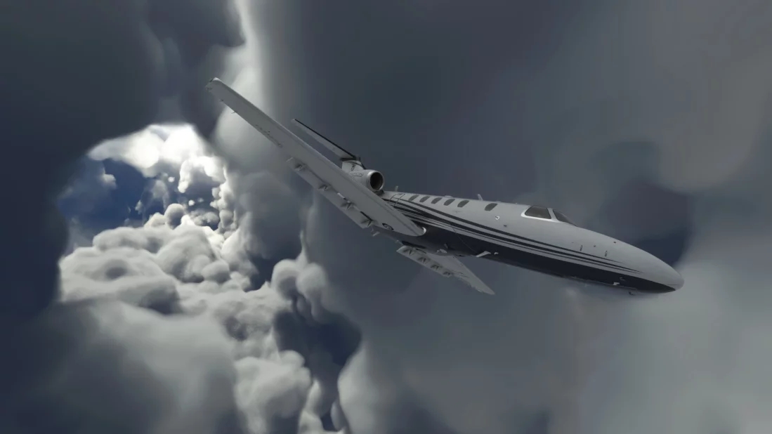 利用《微軟飛行模擬》玩家近距離觀察颶風艾達