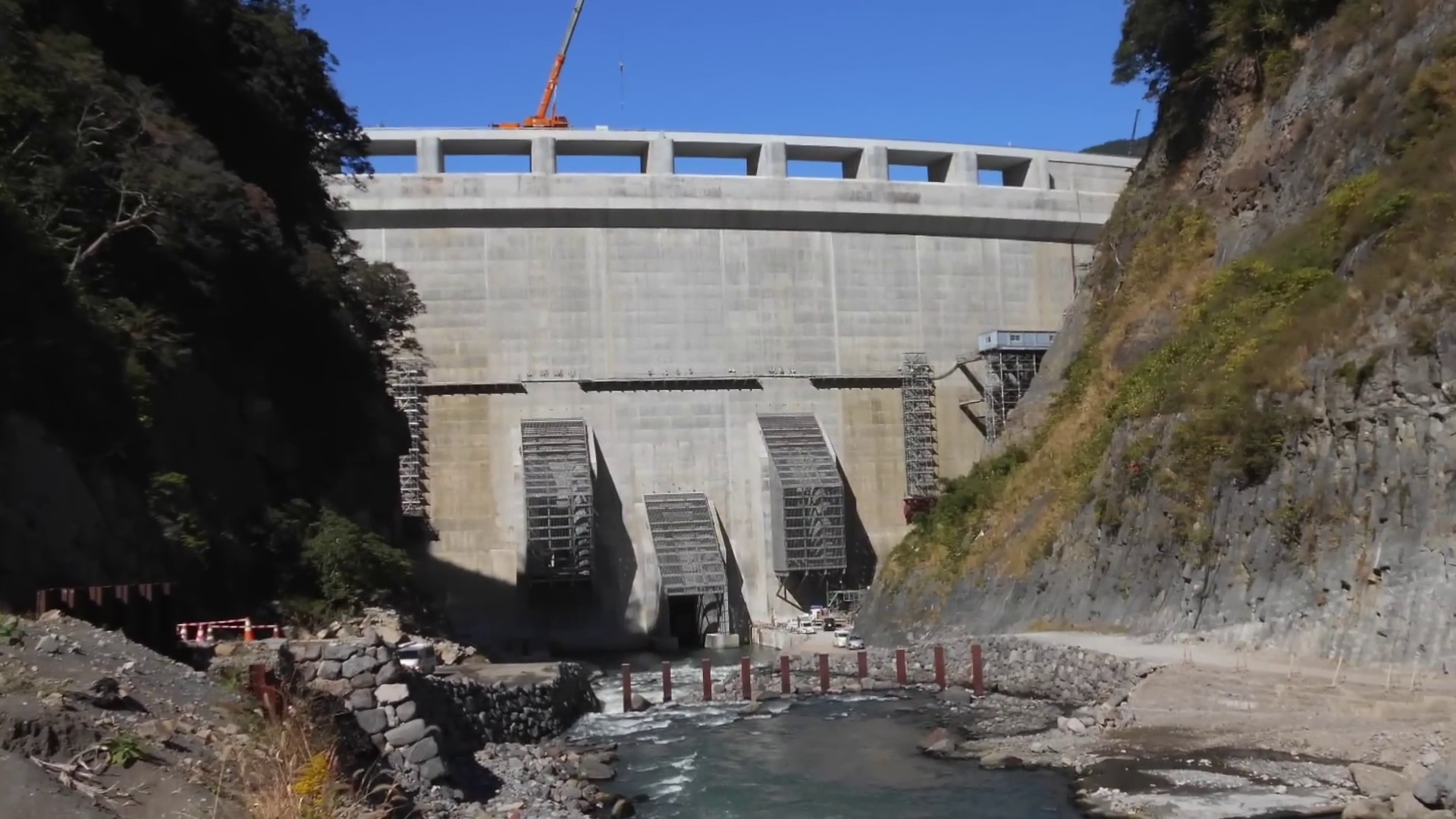 日本國土交通省在《我的世界》中複刻正在建造的水壩項目